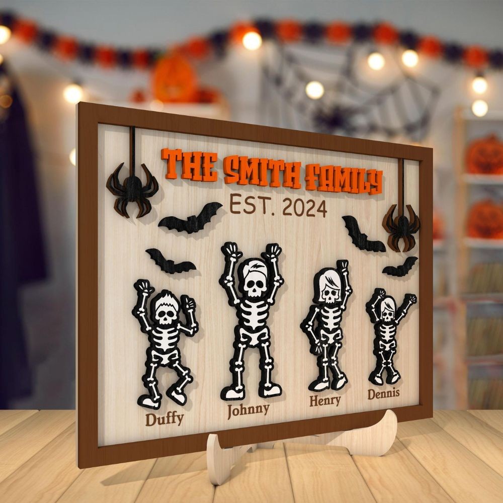 Personalized Halloween Skeleton Family Sign,Custom Name Wood Sign.