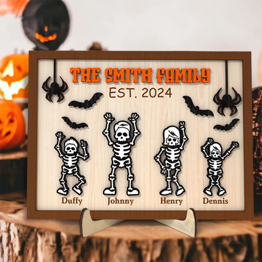 Personalized Halloween Skeleton Family Sign,Custom Name Wood Sign.